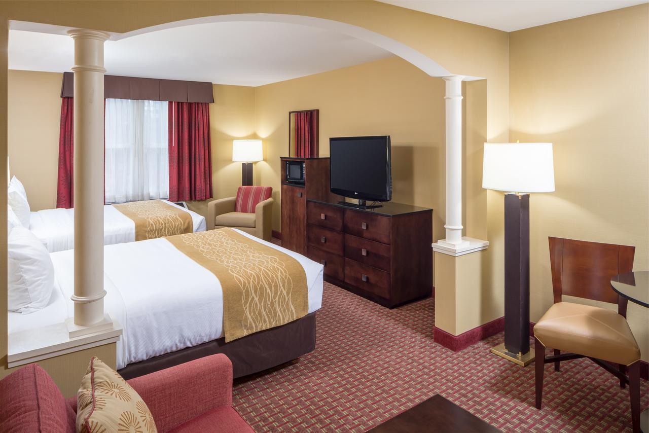 סנט ג'ונסבורי Comfort Inn & Suites Near Burke Mountain מראה חיצוני תמונה